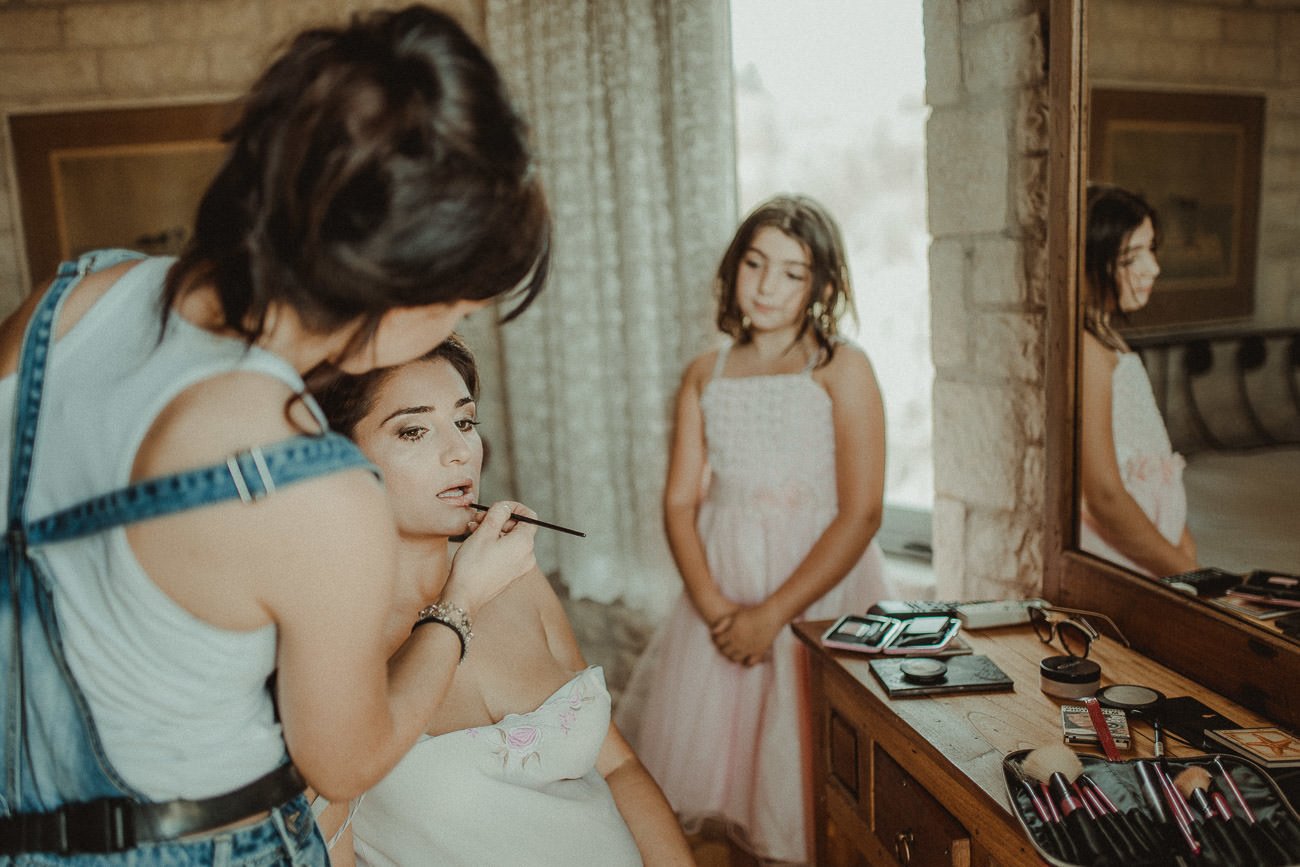 Bride getting ready for a wedding in Lefkada