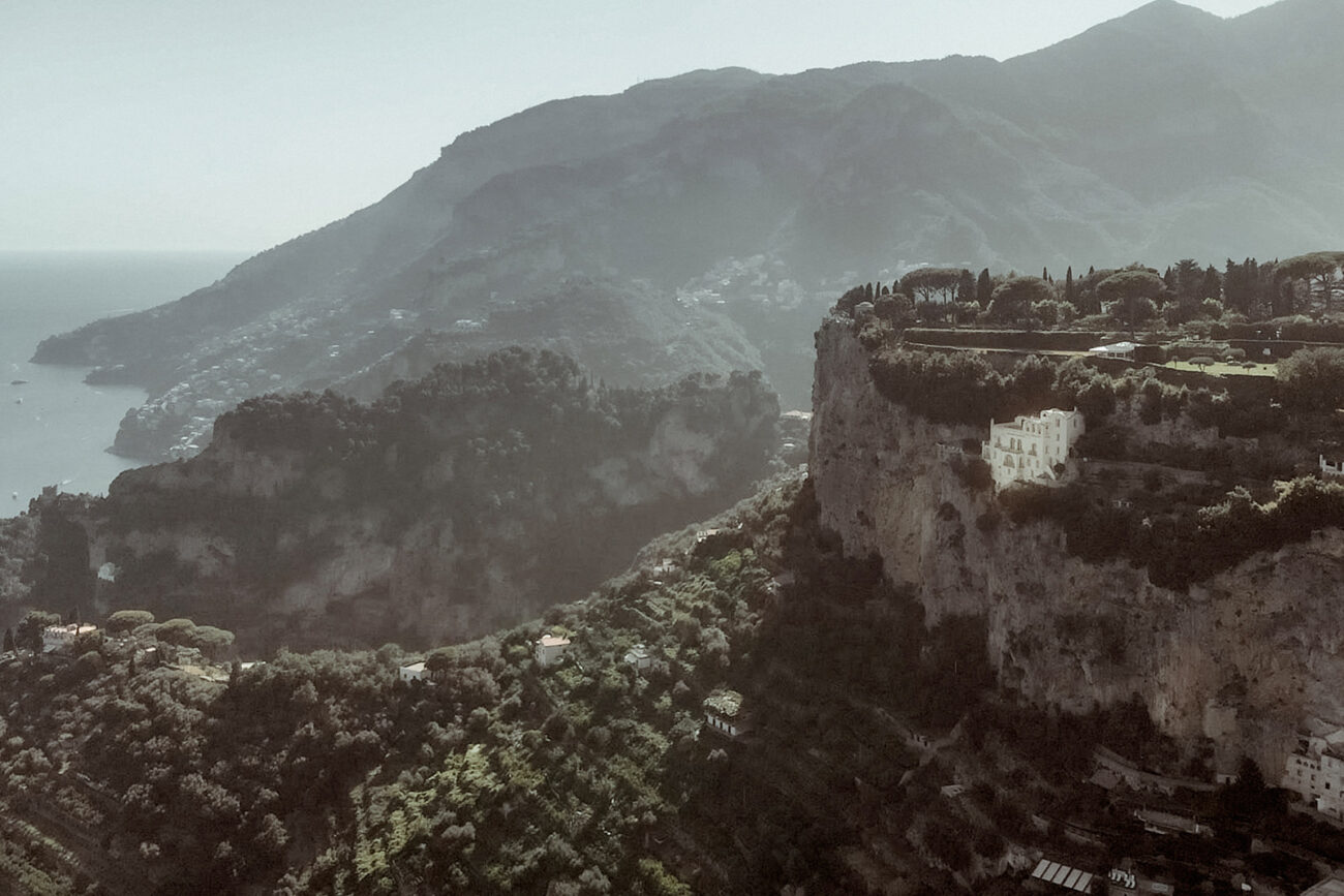panoramic view of Villa La Rondinaia wedding venue in Ravello