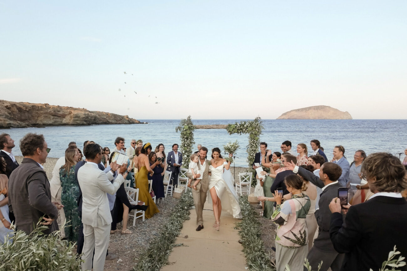 How to Plan a Destination Wedding in Greece, What to Know Before You Begin 5 how to plan a destination wedding in greece serifos